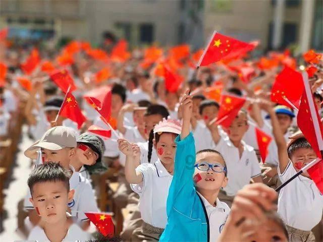 作为独生子女，在照顾年老父母方面，会有哪些问题？游戏画面